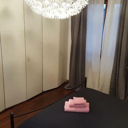 Trastevere Apartment โรม ภายนอก รูปภาพ