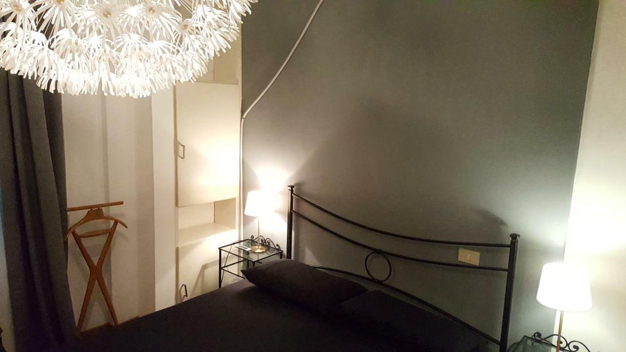 Trastevere Apartment โรม ภายนอก รูปภาพ