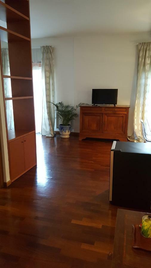 Trastevere Apartment โรม ภายนอก รูปภาพ