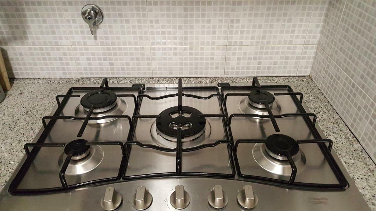 Trastevere Apartment โรม ภายนอก รูปภาพ