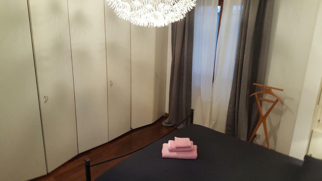 Trastevere Apartment โรม ภายนอก รูปภาพ