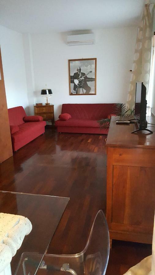 Trastevere Apartment โรม ภายนอก รูปภาพ