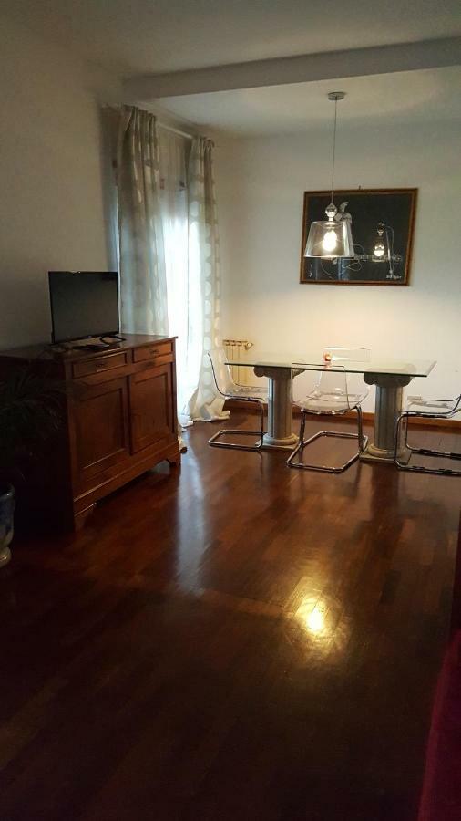 Trastevere Apartment โรม ภายนอก รูปภาพ